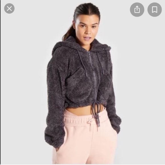 Gymshark Jackets & Blazers - Gymshark Cropped Fur Hoodie (M)